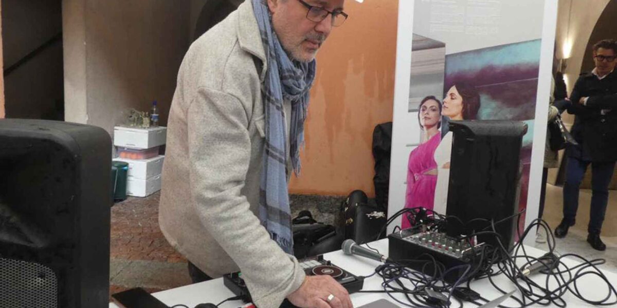 DJ Stefano Corradi per il Salone del Mobile